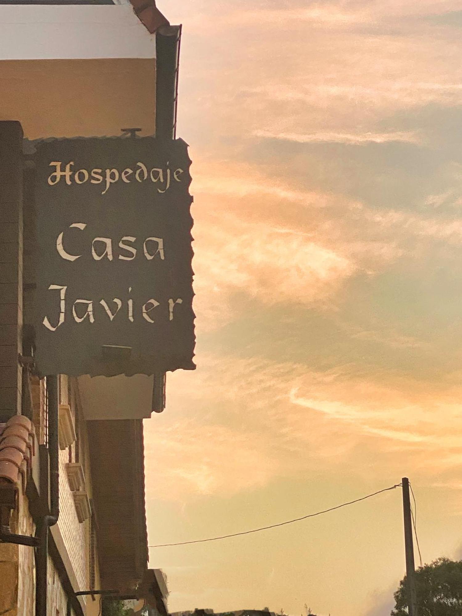Hospedaje Javier - Alojateisla Bagian luar foto